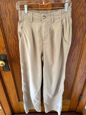 Madewell Khaki Elastic-Waist Pull on Casual Pants Size 4 Lyocell wide leg EUC